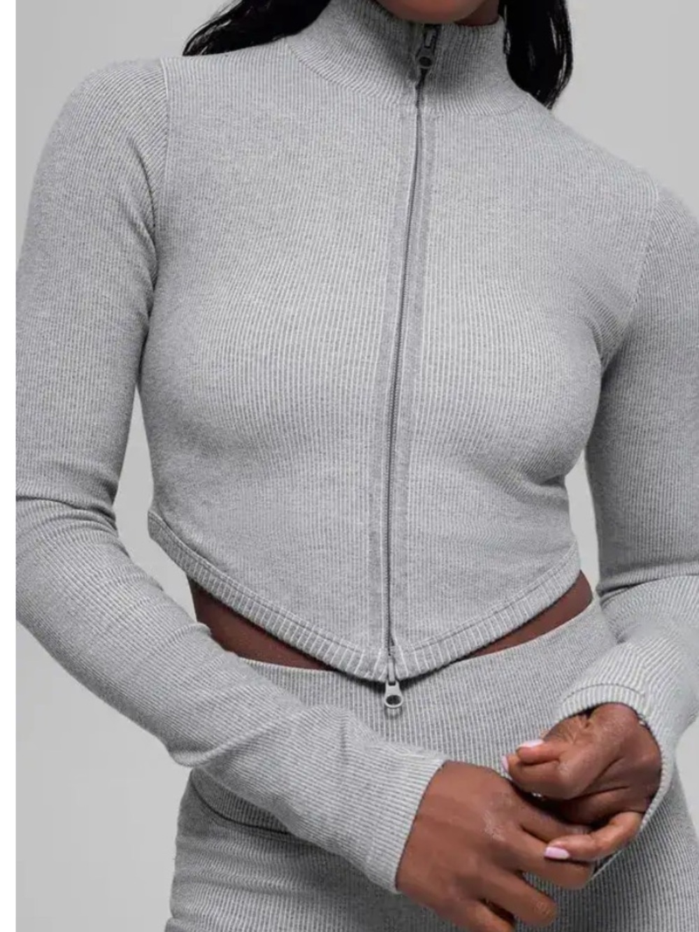 ALO YOGA
Ribbed Two Tone Zip Up Jacket and leggings - Light Misty Grey Heather